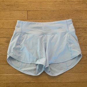 Daydream speed up shorts 4” Lululemon size 4